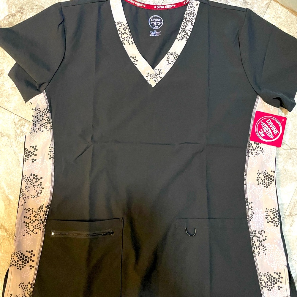 Stretchy Scrub Top